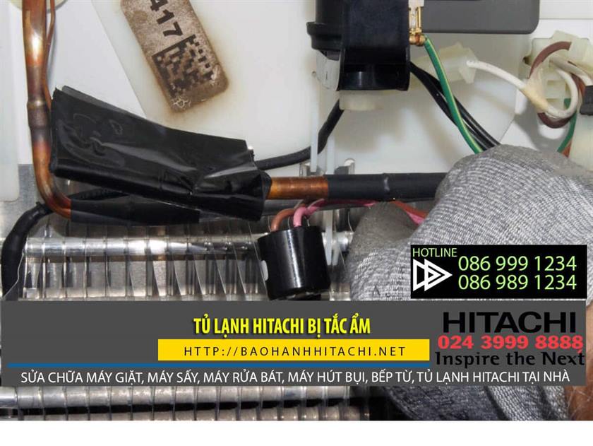 Tủ lạnh Hitachi bị tắc ẩm