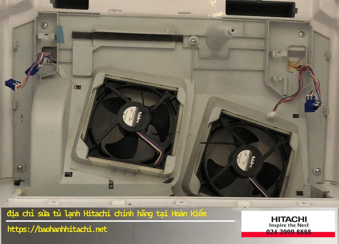 Cửa quạt làm mát tủ lạnh Hitachi, linh kiện sửa chữa chính hãng tại Hoàn Kiếm, dịch vụ bảo hành Hitachi uy tín, số điện thoại hỗ trợ 0988 177 888 / 024 3999 8888.