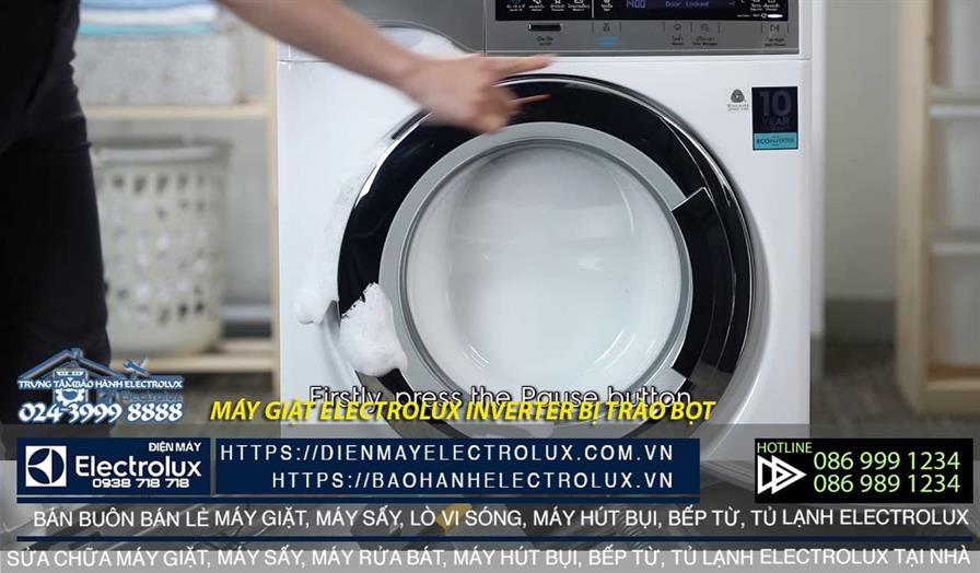 Máy giặt Electrolux Inverter trào bọt