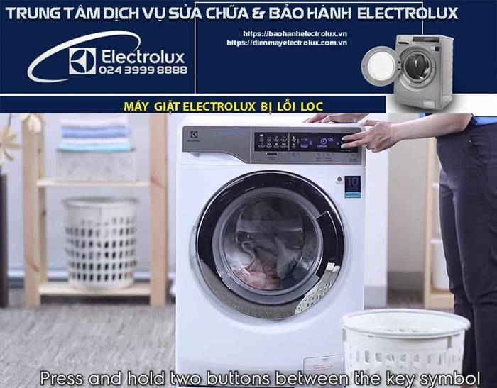Máy giặt Electrolux báo lỗi LOC