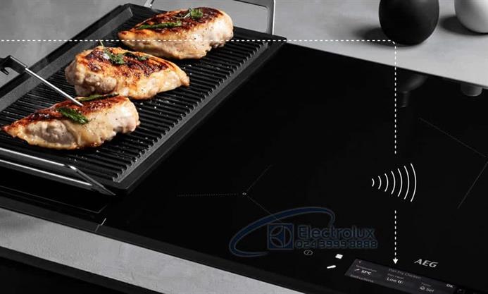 sửa bếp từ electrolux