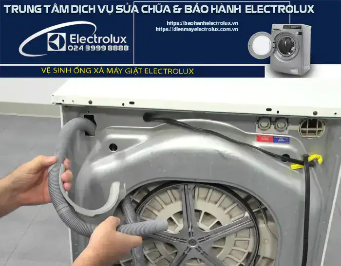 Vệ sinh ống xả máy giặt Electrolux