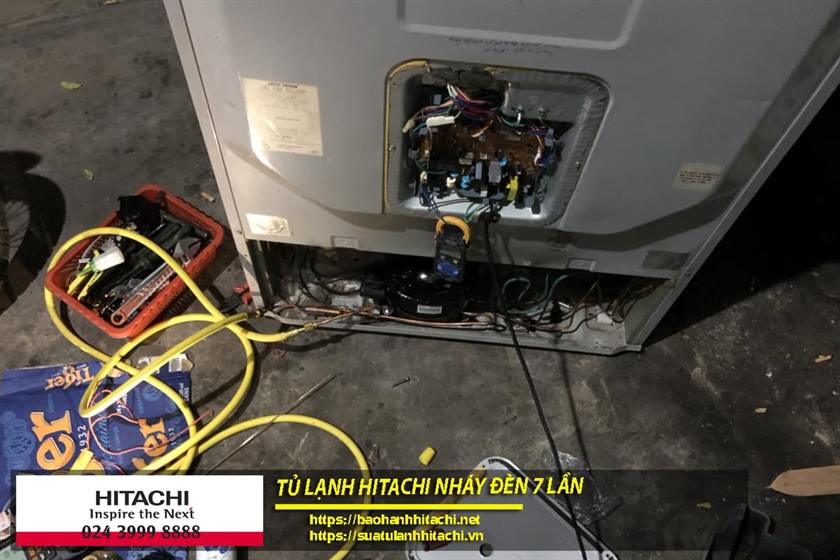 Tủ lạnh Hitachi nháy đèn 7 lần