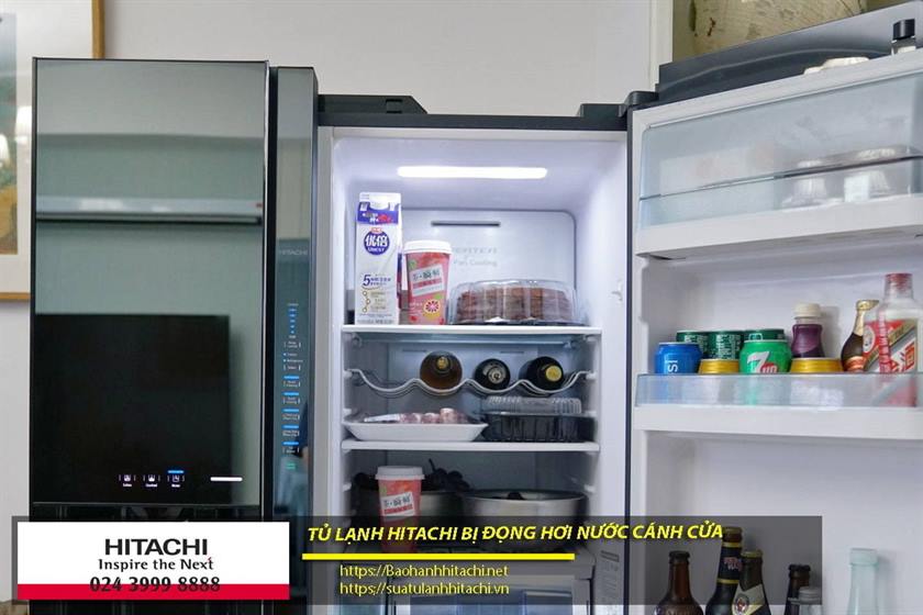 Tủ lạnh Hitachi bị đọng hơi nước cánh cửa