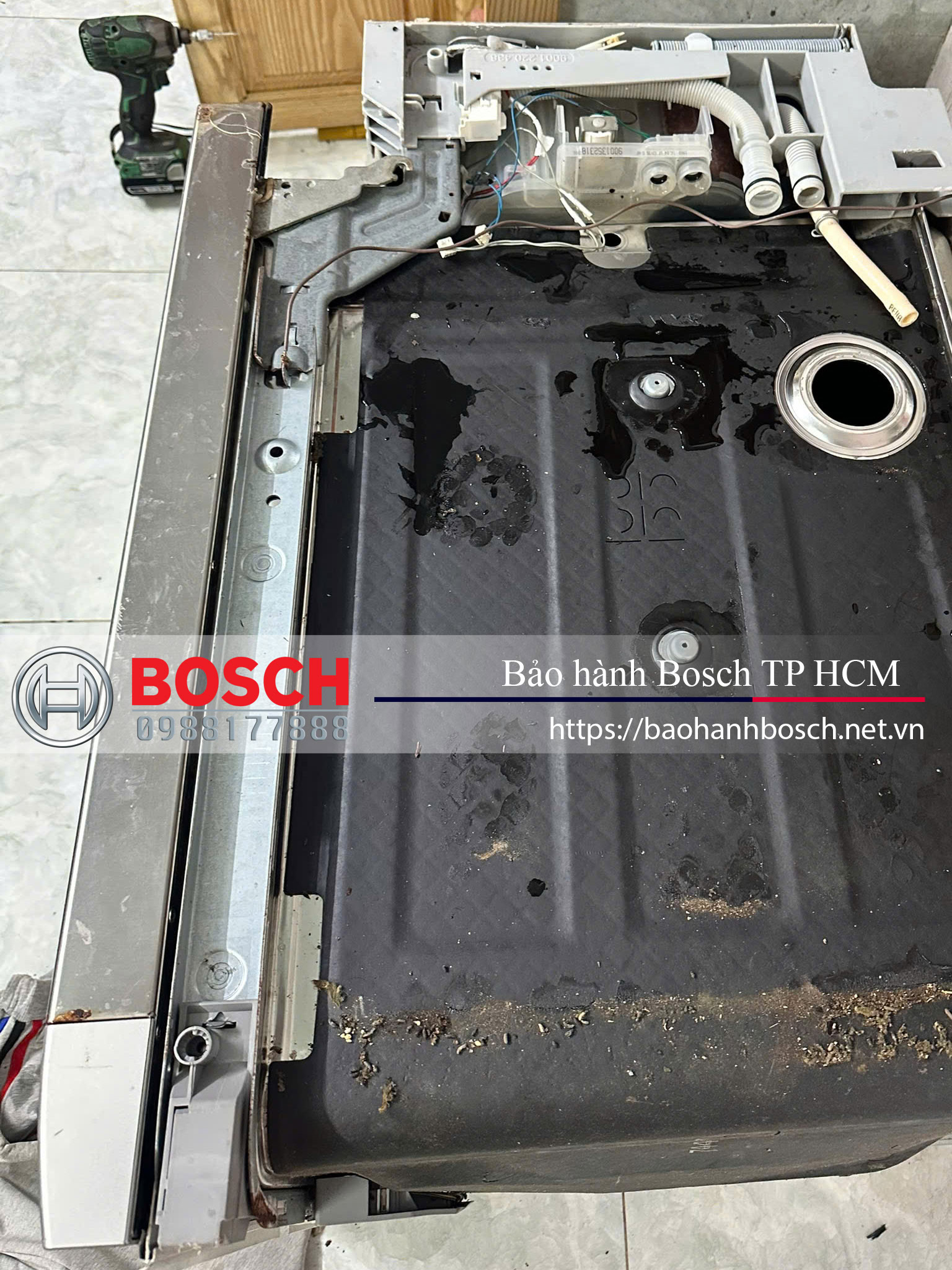 Lò giặt Bosch hỏng cần sửa chữa, bảo trì tại TPHCM, dịch vụ sửa máy giặt Bosch chuyên nghiệp, uy tín, nhanh chóng, liên hệ số điện thoại 0988 177 888.