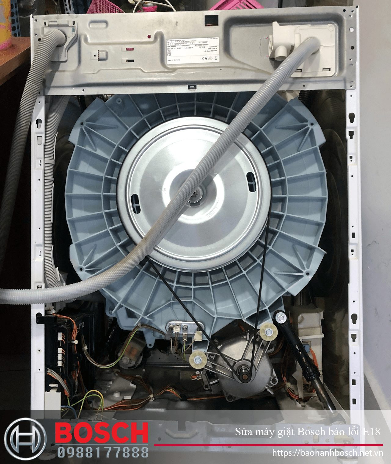 Liên hệ đặt lịch để kiểm tra khi máy giặt Bosch báo lỗi E18