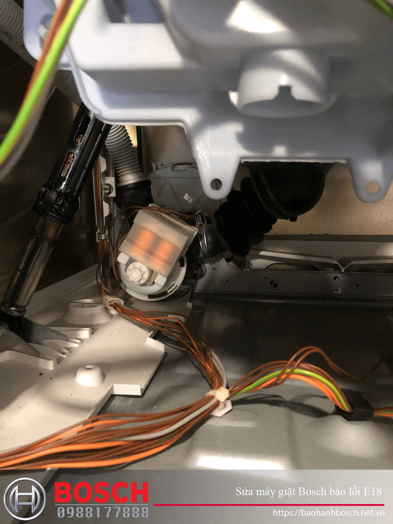 Máy giặt Bosch báo lỗi E18