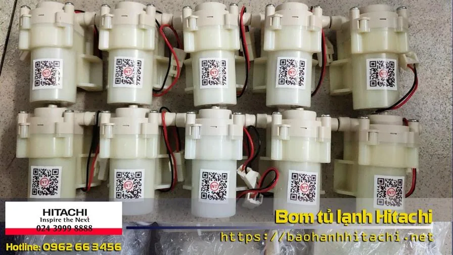 Bơm Nước Tủ Lạnh Hitachi Chính Hãng