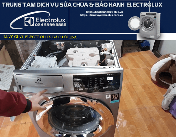 Máy giặt Electrolux báo lỗi E5A vì bộ tản nhiệt làm mát bị quá nhiệt