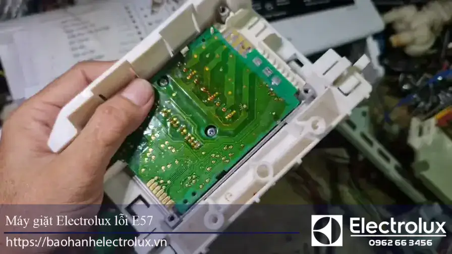 Máy Giặt Electrolux Lỗi E57
