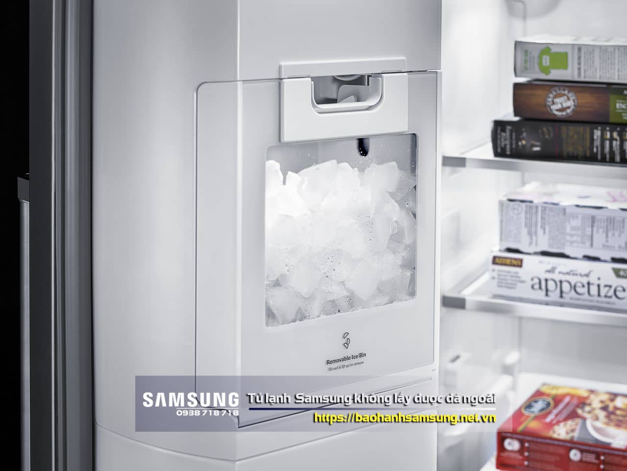 Lò làm đá nhỏ gọn, tiết kiệm không gian, phù hợp cho tủ lạnh hiện đại, dễ dàng lấy đá ở bên trong, thương hiệu Samsung uy tín.