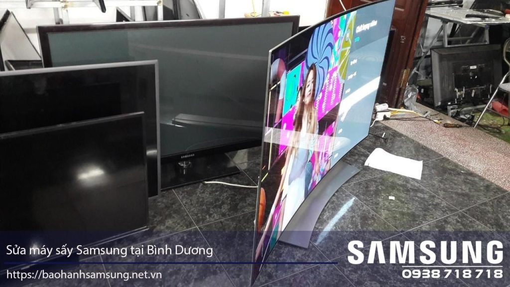 Màn hình Samsung bị vỡ kính, cần sửa chữa hoặc thay thế tại Điện Tử Điện Lạnh Nguyên Dương Bắc Ninh, dịch vụ uy tín, giá cả hợp lý, nhanh chóng, chuyên nghiệp.