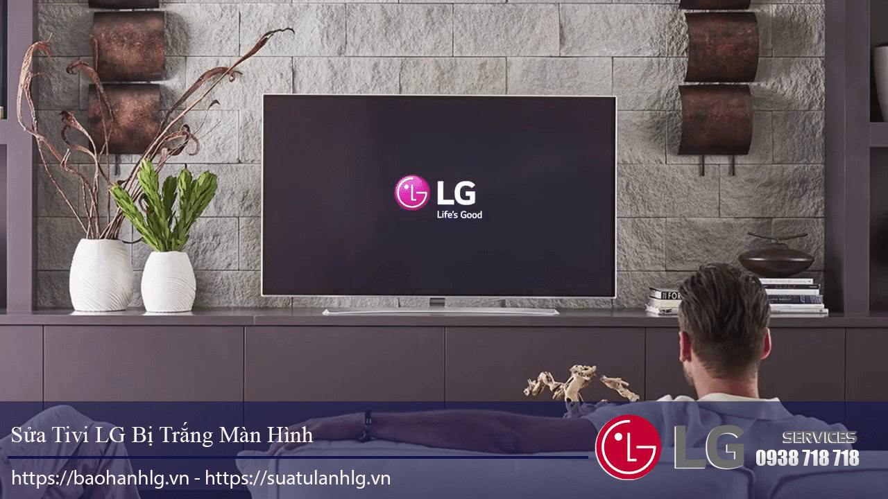 LG TV repair service for screen discoloration and screen issues at Bao Han HLG. Expert LG TV screen repair, warranty coverage, and professional service. Contact us at 0938 718 718 for assistance.