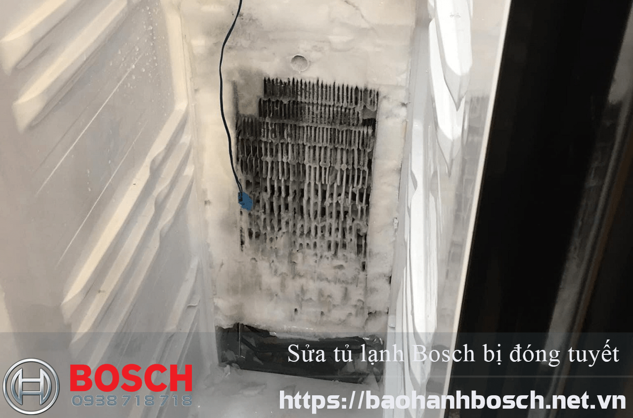 Lưới tản nhiệt máy lạnh Bosch bị đóng tuyết, cần bảo hành và sửa chữa đúng cách để tránh hư hỏng nặng. Dịch vụ bảo hành Bosch chuyên nghiệp, uy tín tại Việt Nam.